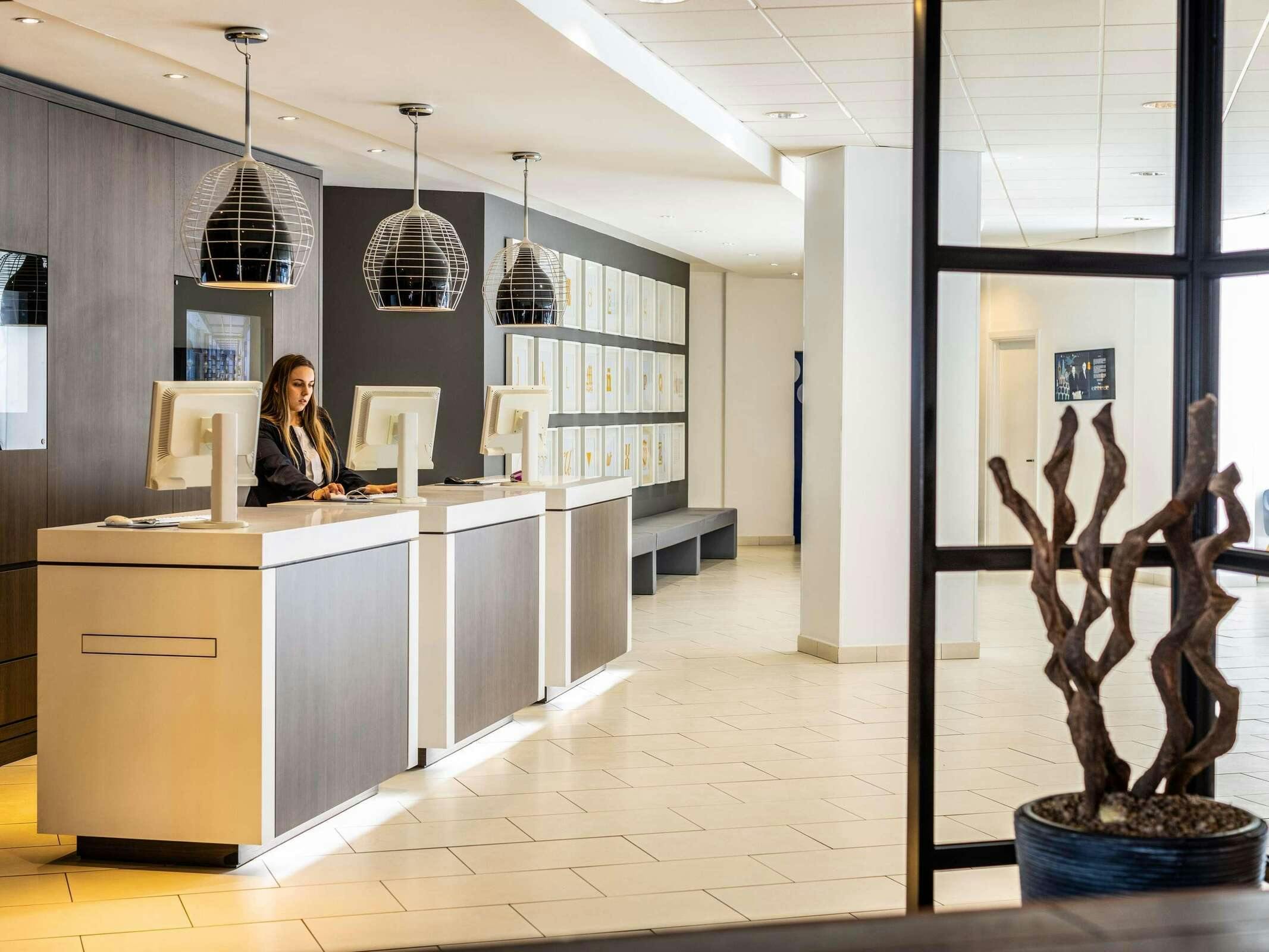 Hotel Novotel Leeds Centre photo 1