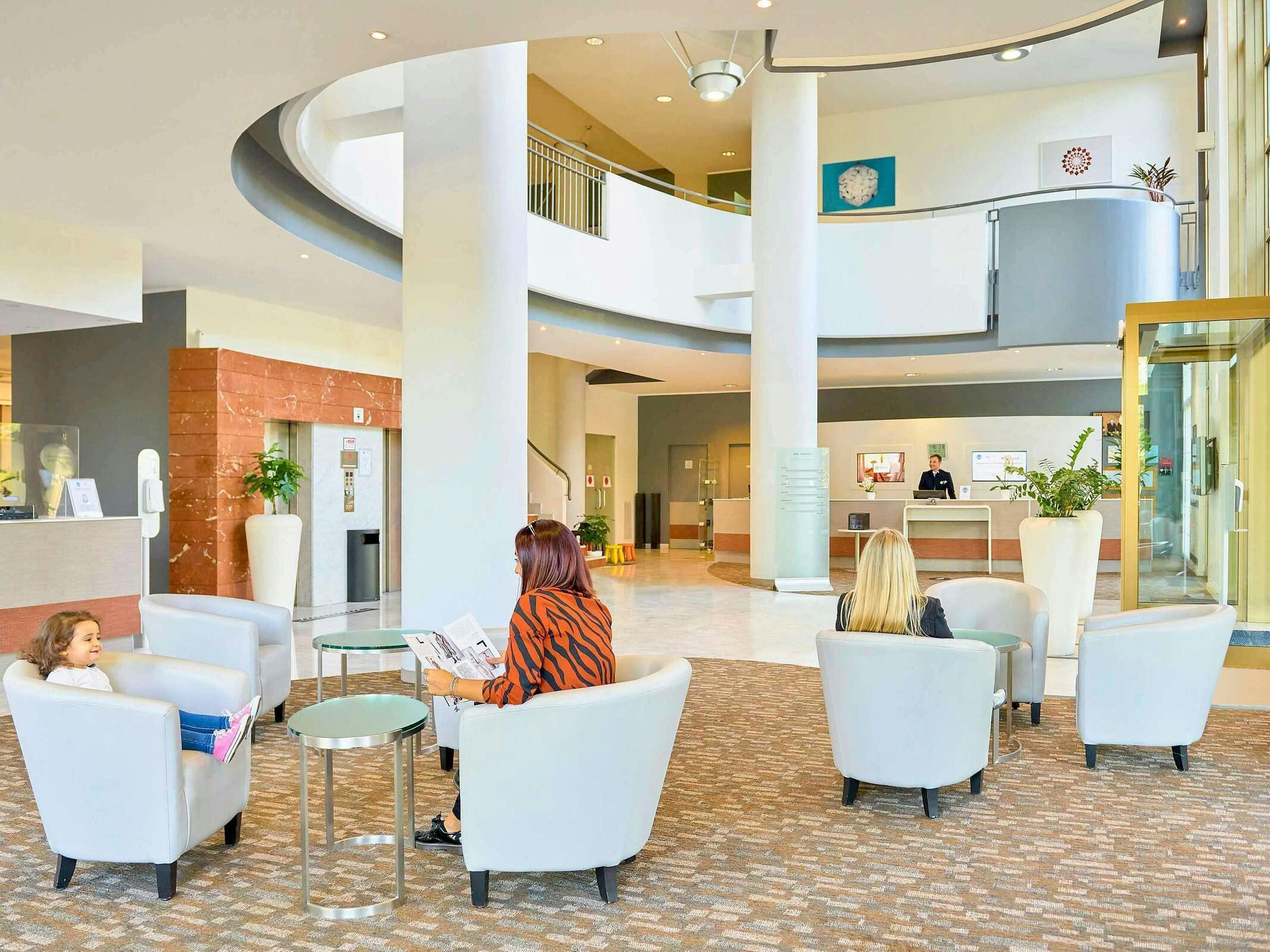 Hotel Novotel Torino Corso Giulio Cesare photo 2