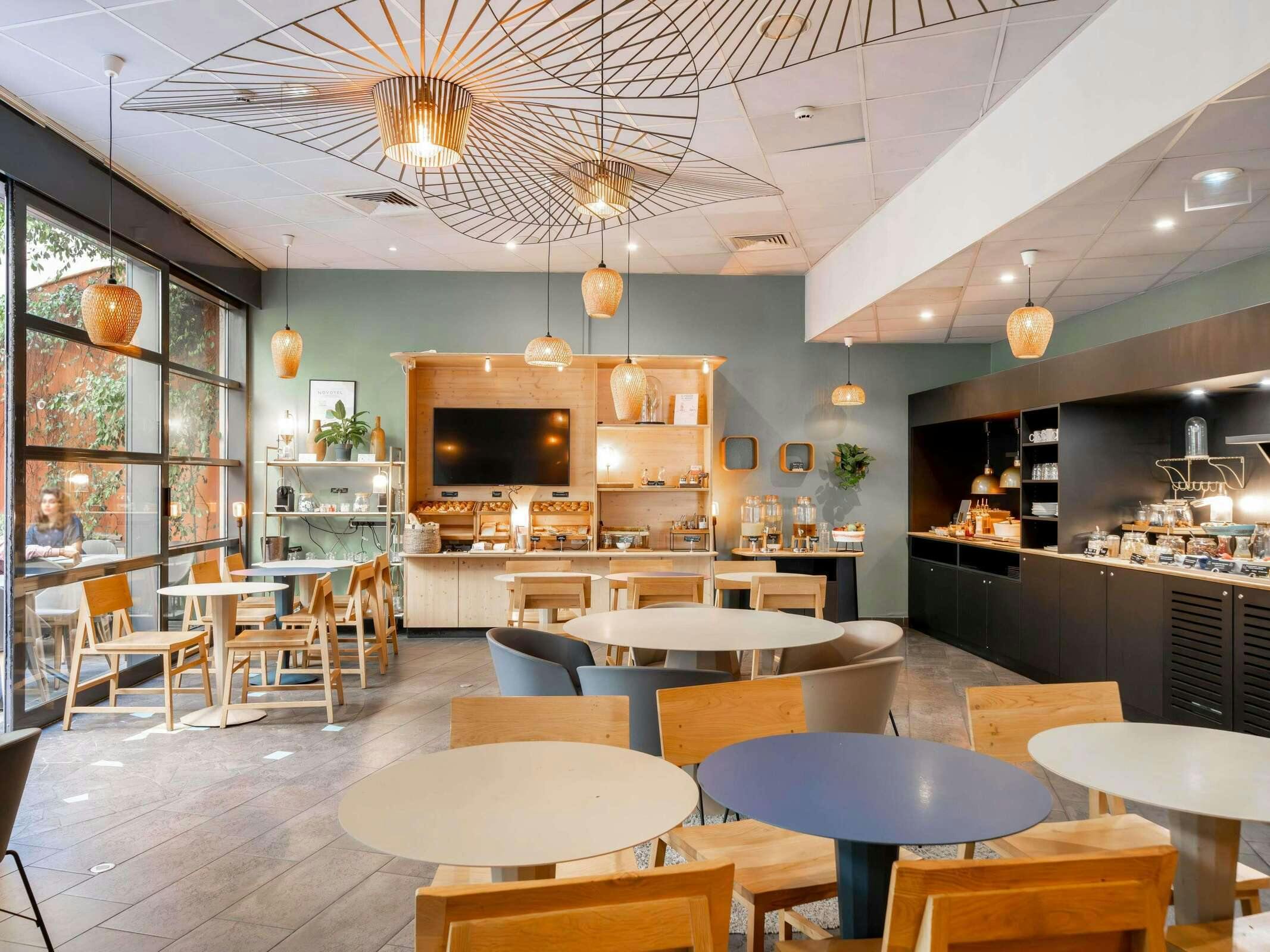 Hotel Novotel Suites Cannes Centre photo 1