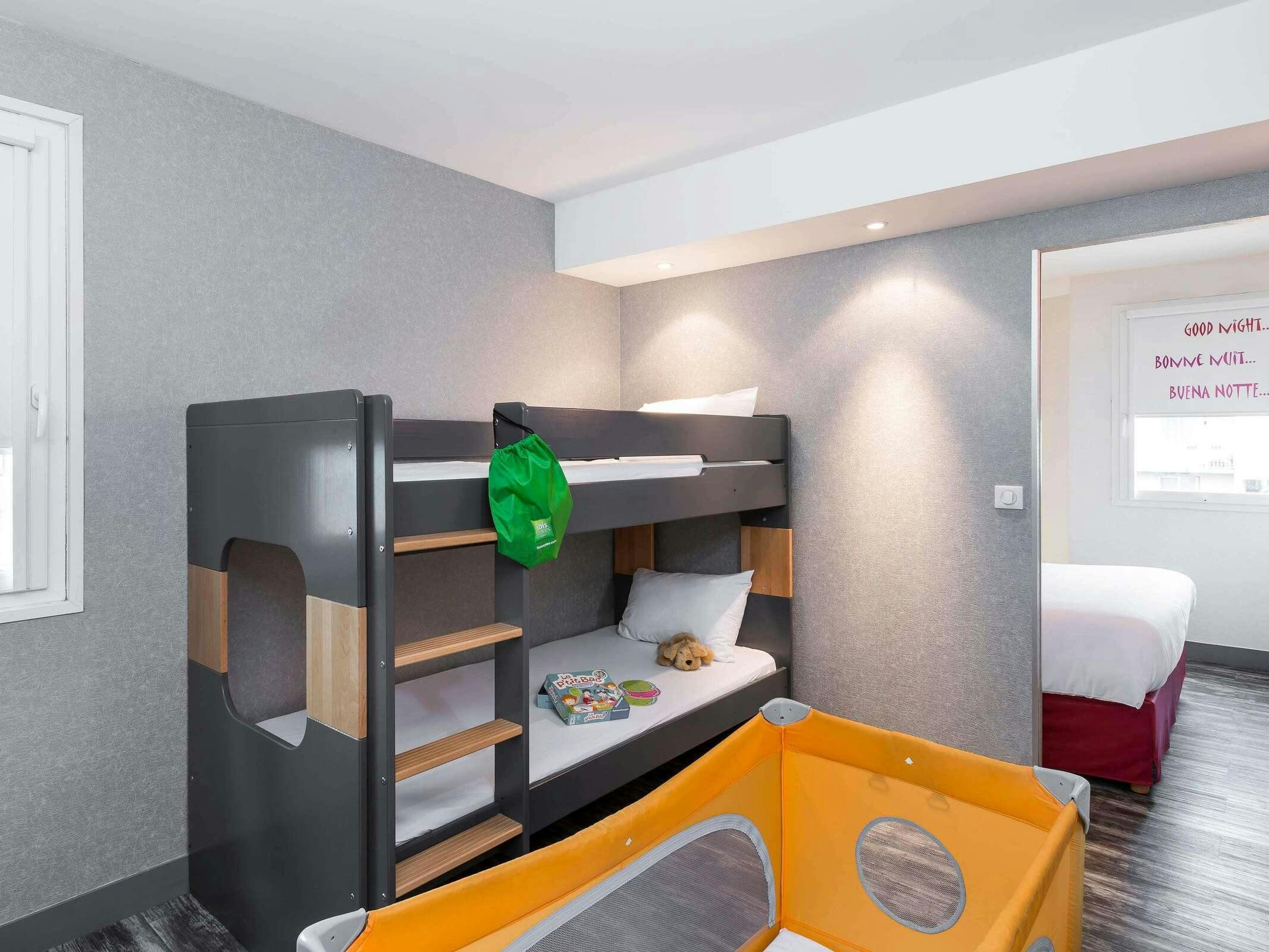 Hotel Ibis Styles Blois Centre Gare photo 4