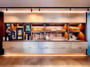 Hotel B&B HOTEL Frankfurt City-Ost photo 2