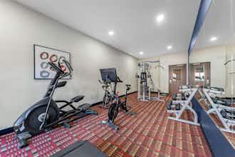 Hotel Best Western Plus Austin Airport Inn & Suites photo 4