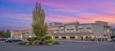 Best Western Plus Peppertree Airport Inn