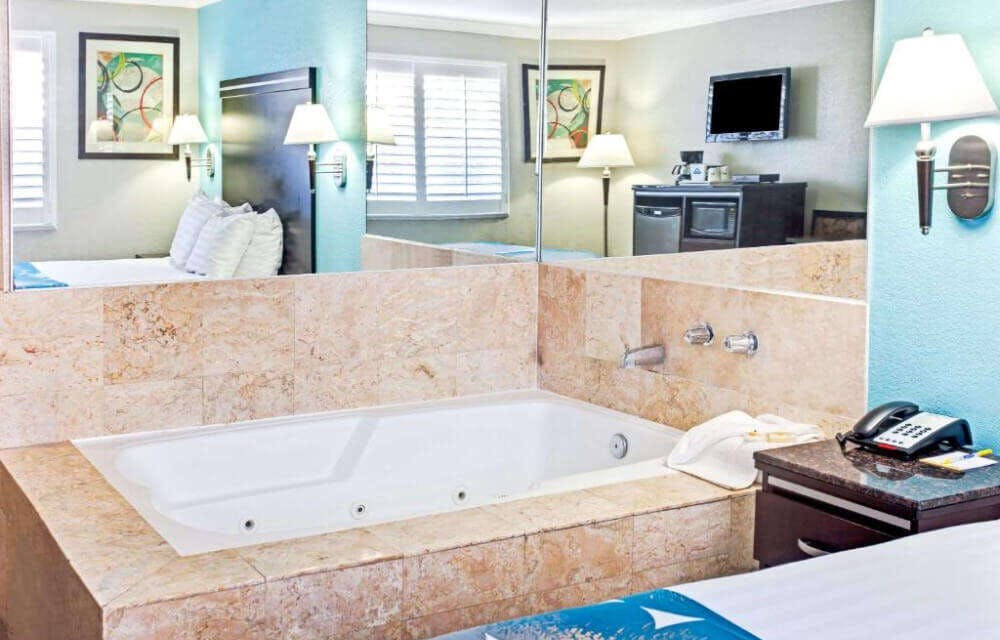 Hotel Cabana Inn & Suites photo 2