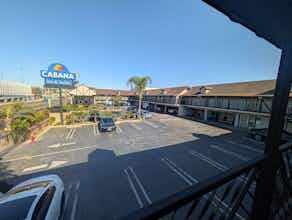 Hotel Cabana Inn & Suites photo 5