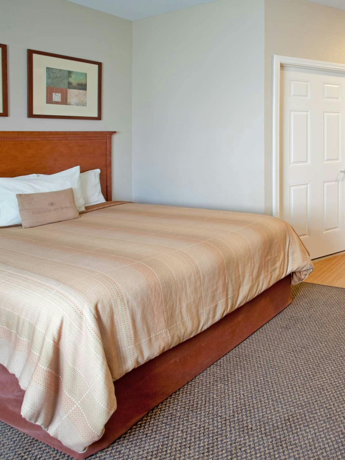 Hotel Candlewood Suites Merrillville photo 1