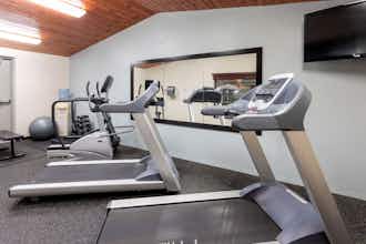 Hotel AmericInn Fergus Falls photo 3