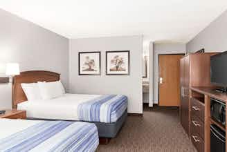 Hotel AmericInn Fergus Falls photo 5