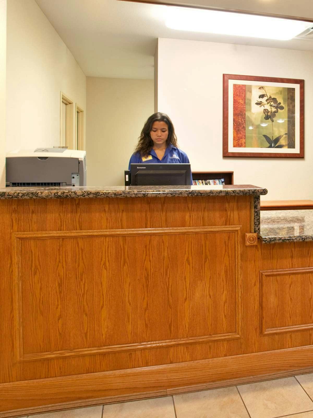 Hotel Candlewood Suites Merrillville photo 4