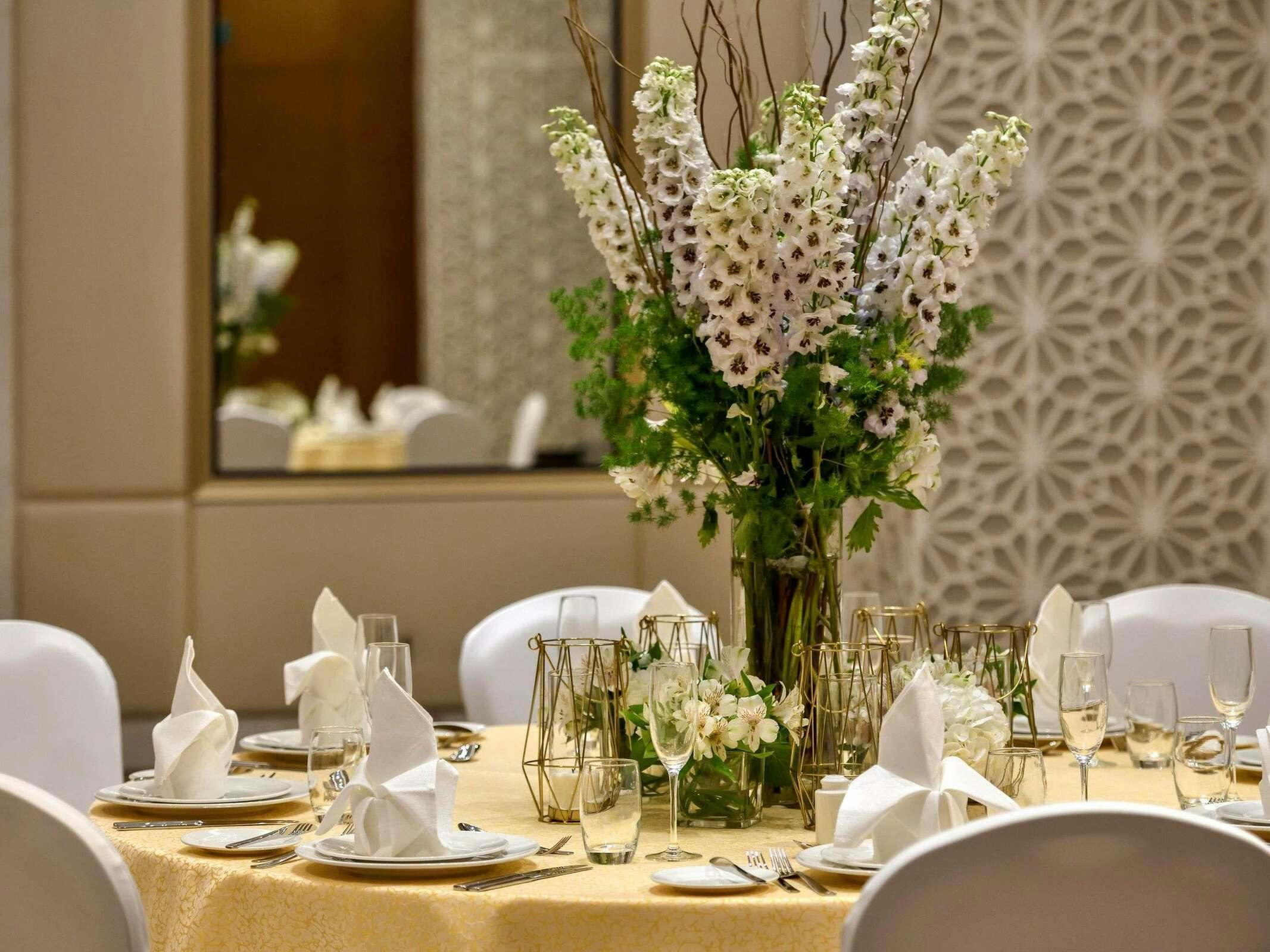 Hotel GRAND MERCURE DUBAI AIRPORT photo 1