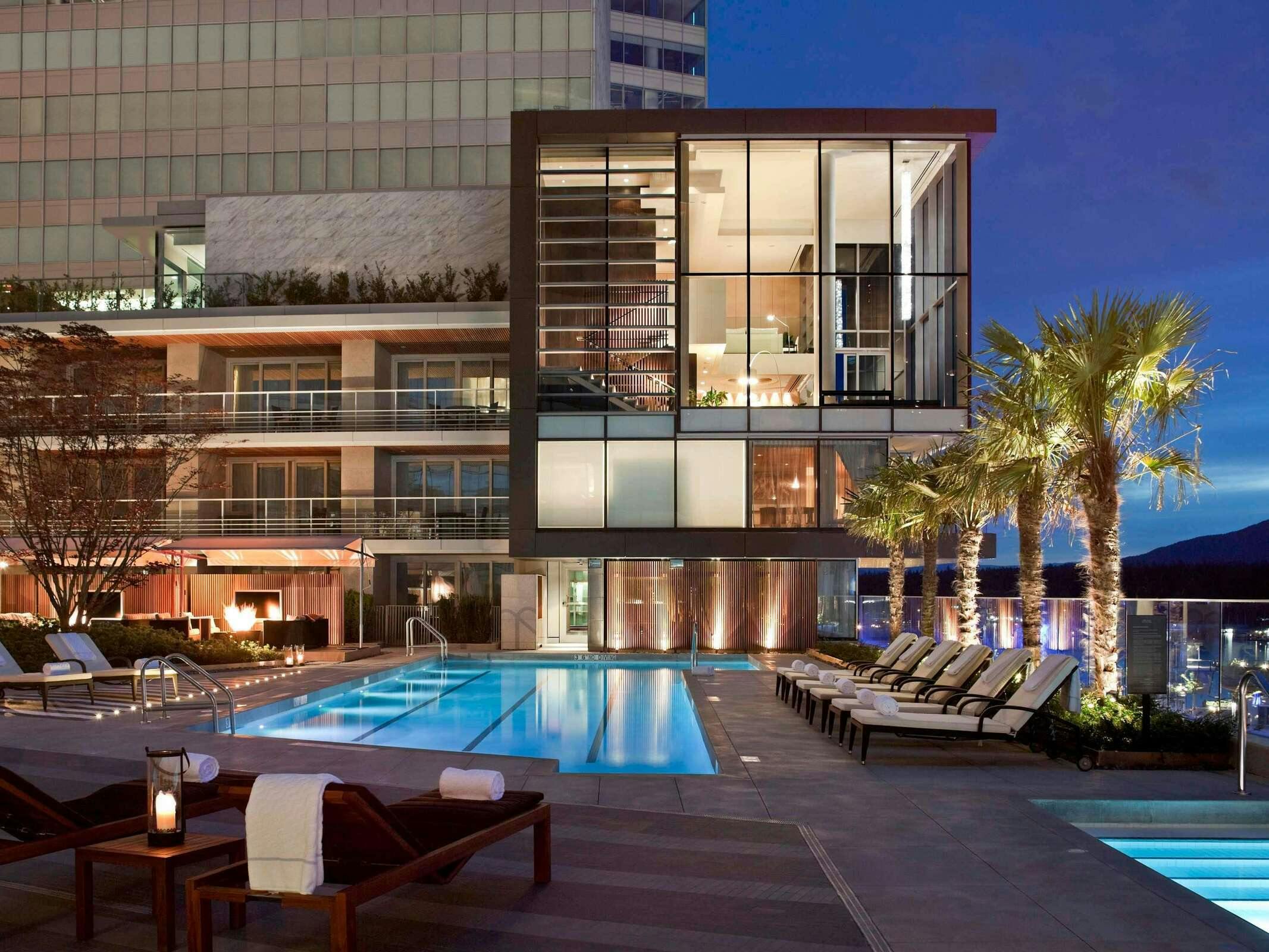 Hotel Fairmont Pacific Rim photo 1