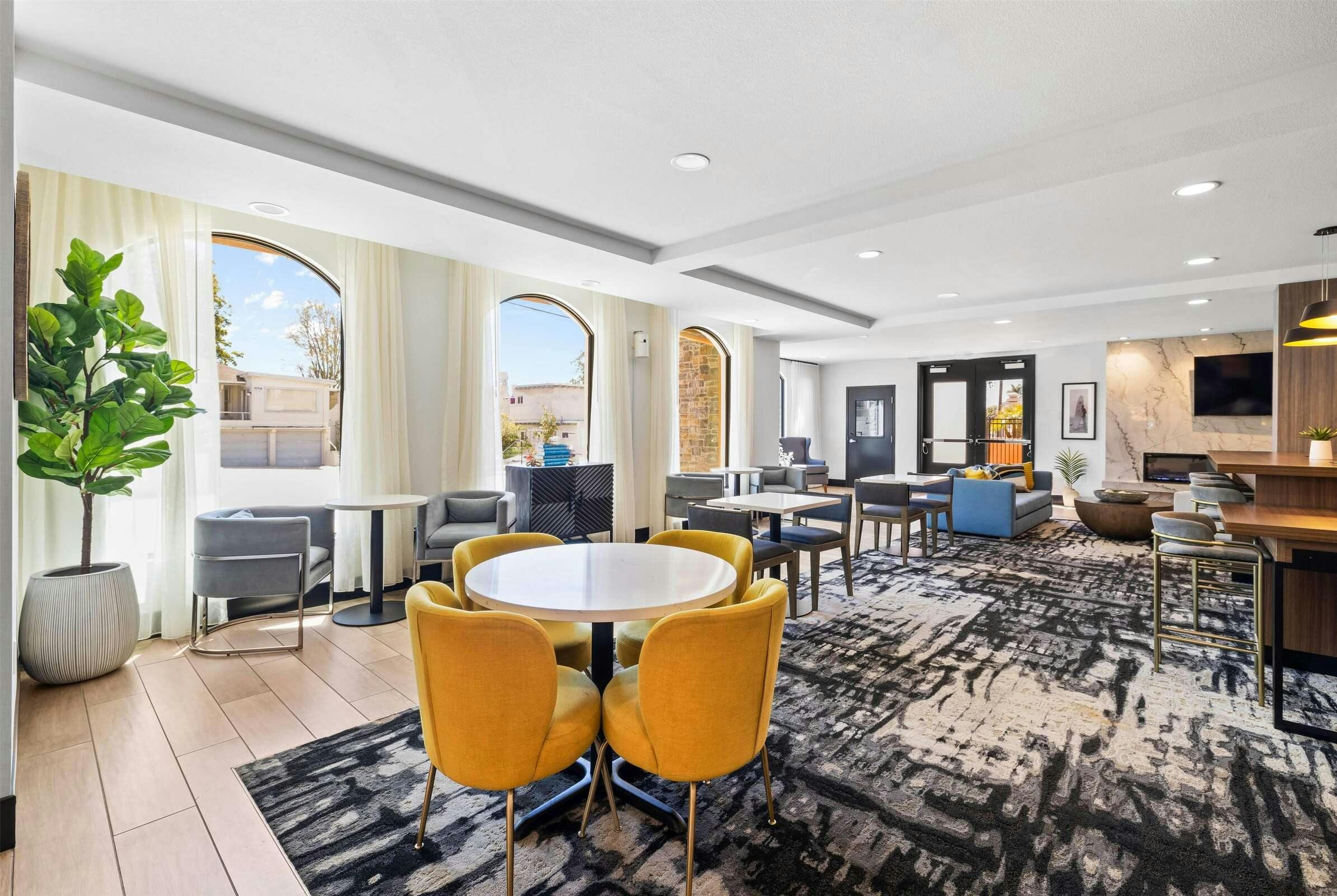 Hotel La Quinta Santa Cruz photo 5