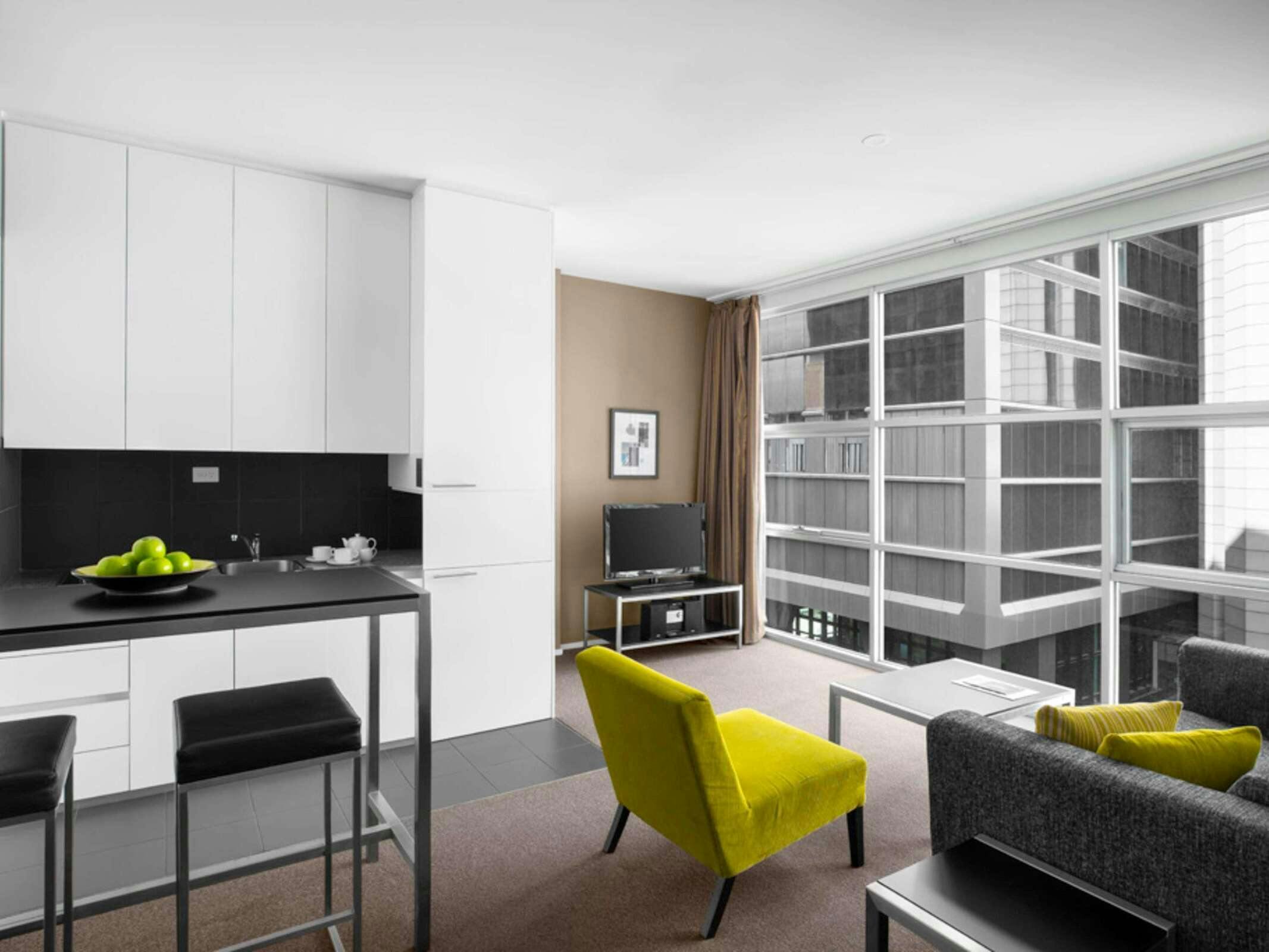 Hotel Mantra 100 Exhibition Melbourne photo 2