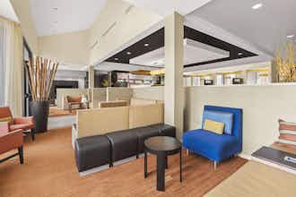 Hotel Super 8 Dallas Love Field photo 3