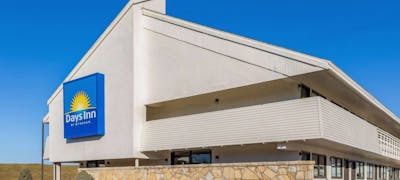 Days Inn Kansas City NE
