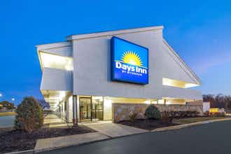Hotel Days Inn Kansas City NE photo 1