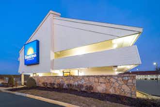 Hotel Days Inn Kansas City NE photo 2
