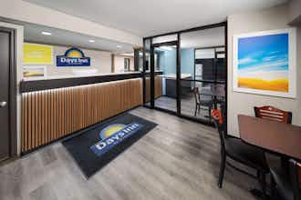 Hotel Days Inn Kansas City NE photo 5
