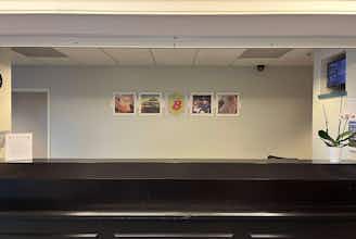 Hotel Super 8 Sidney NE photo 4