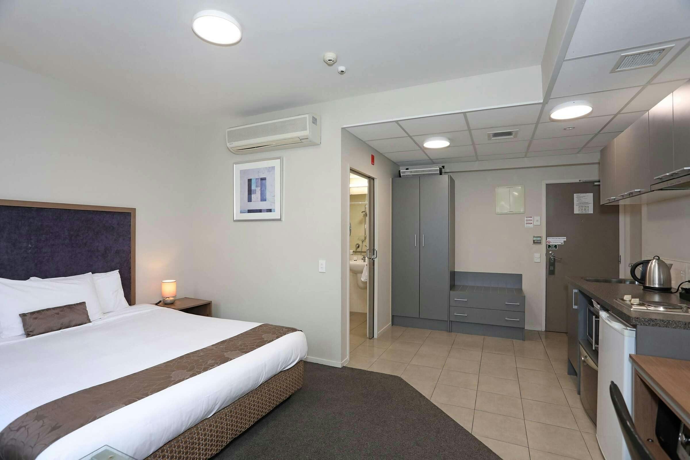 Hotel Ramada Encore Palmerston North photo 5