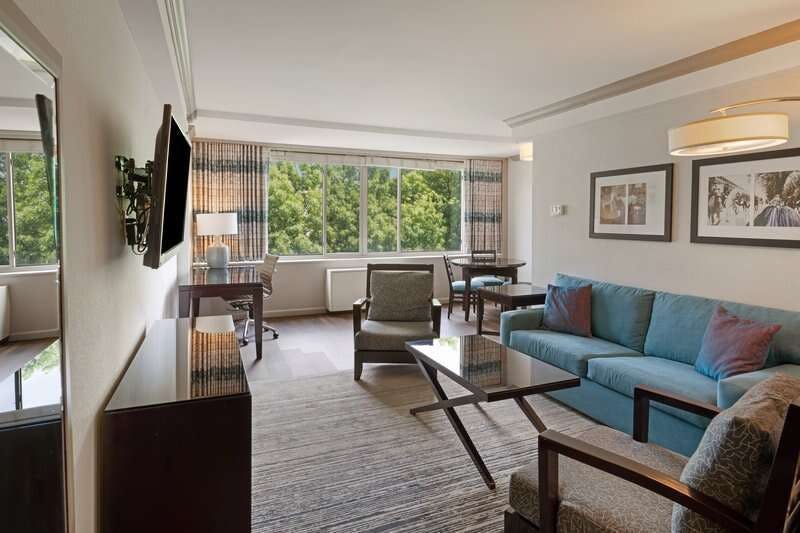 Hotel The River Inn photo 2