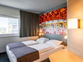 Hotel B&B HOTEL München City-West photo 3
