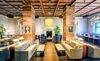 Chicago Hotel Collection Ambassador Gold Coast