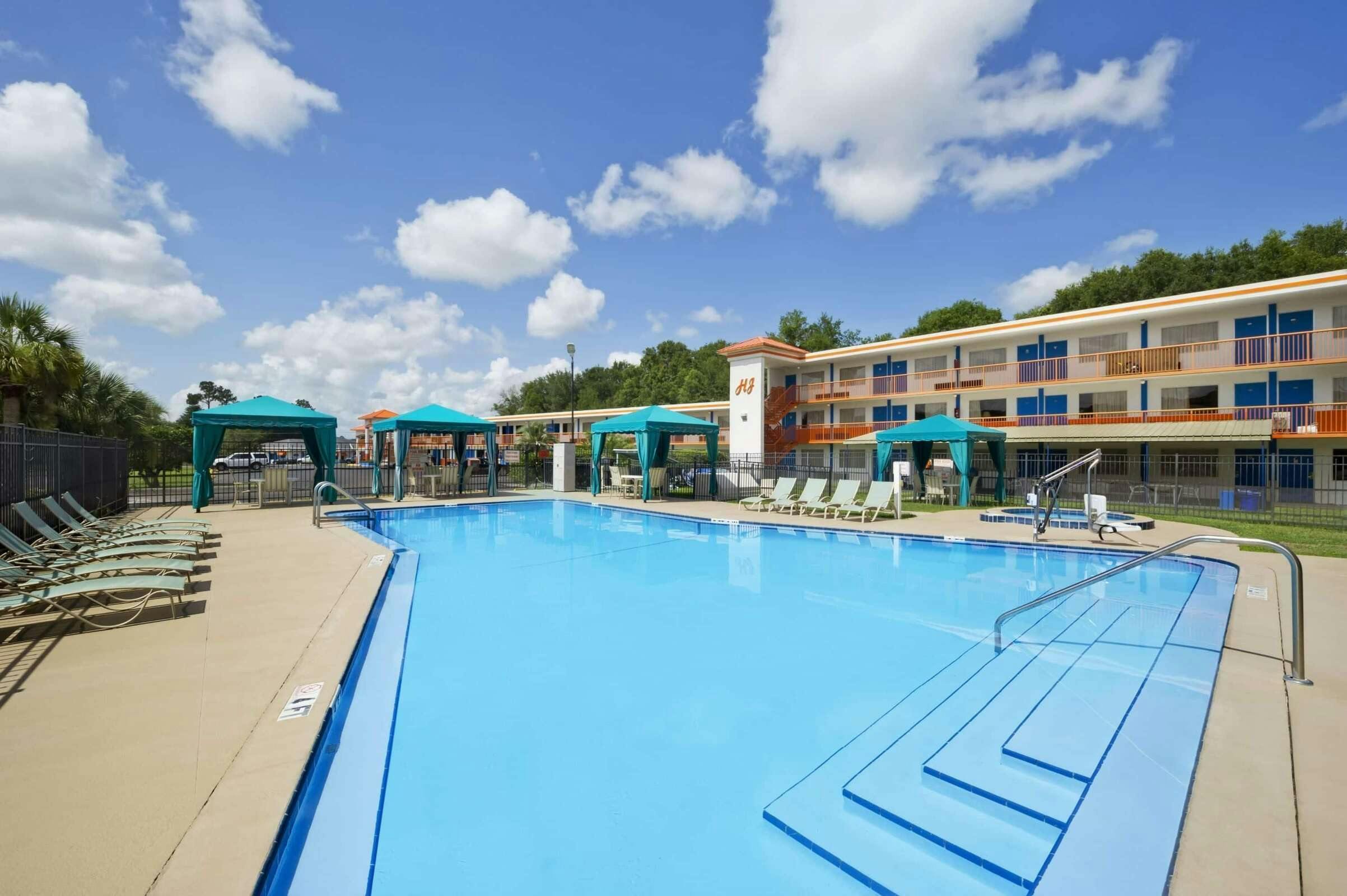 Hotel Howard Johnson Ocala FL I-75 photo 3