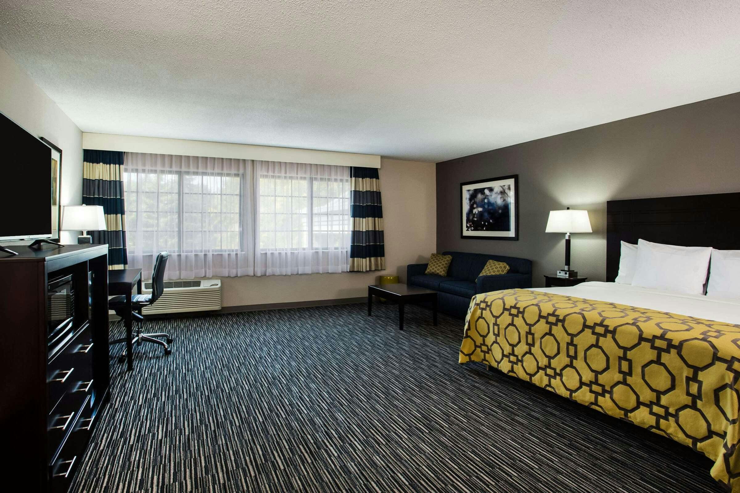 Hotel Baymont IS Madison West photo 3