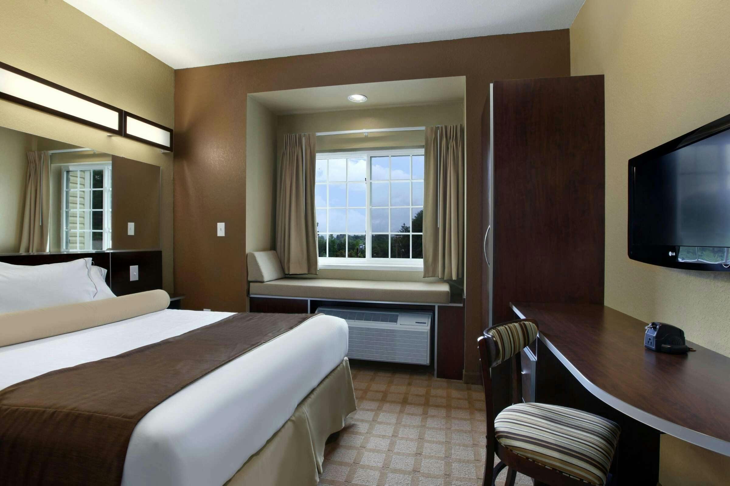 Hotel Microtel Inn Suites Carrollton photo 5