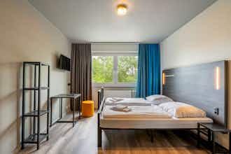 Hotel a&o Berlin Kolumbus photo 3
