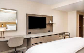 Hotel The Westin Chicago Lombard photo 4