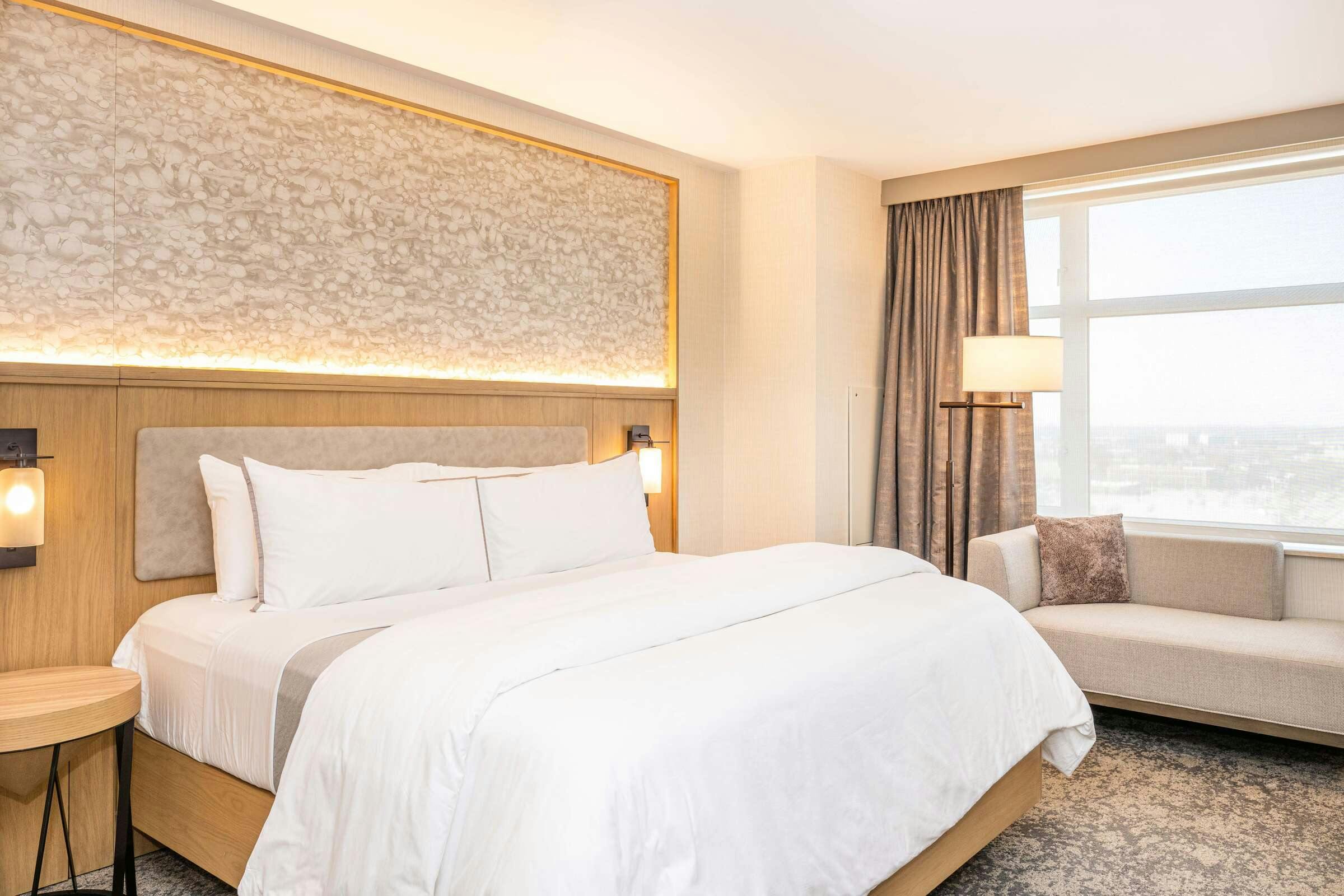 Hotel The Westin Chicago Lombard photo 2