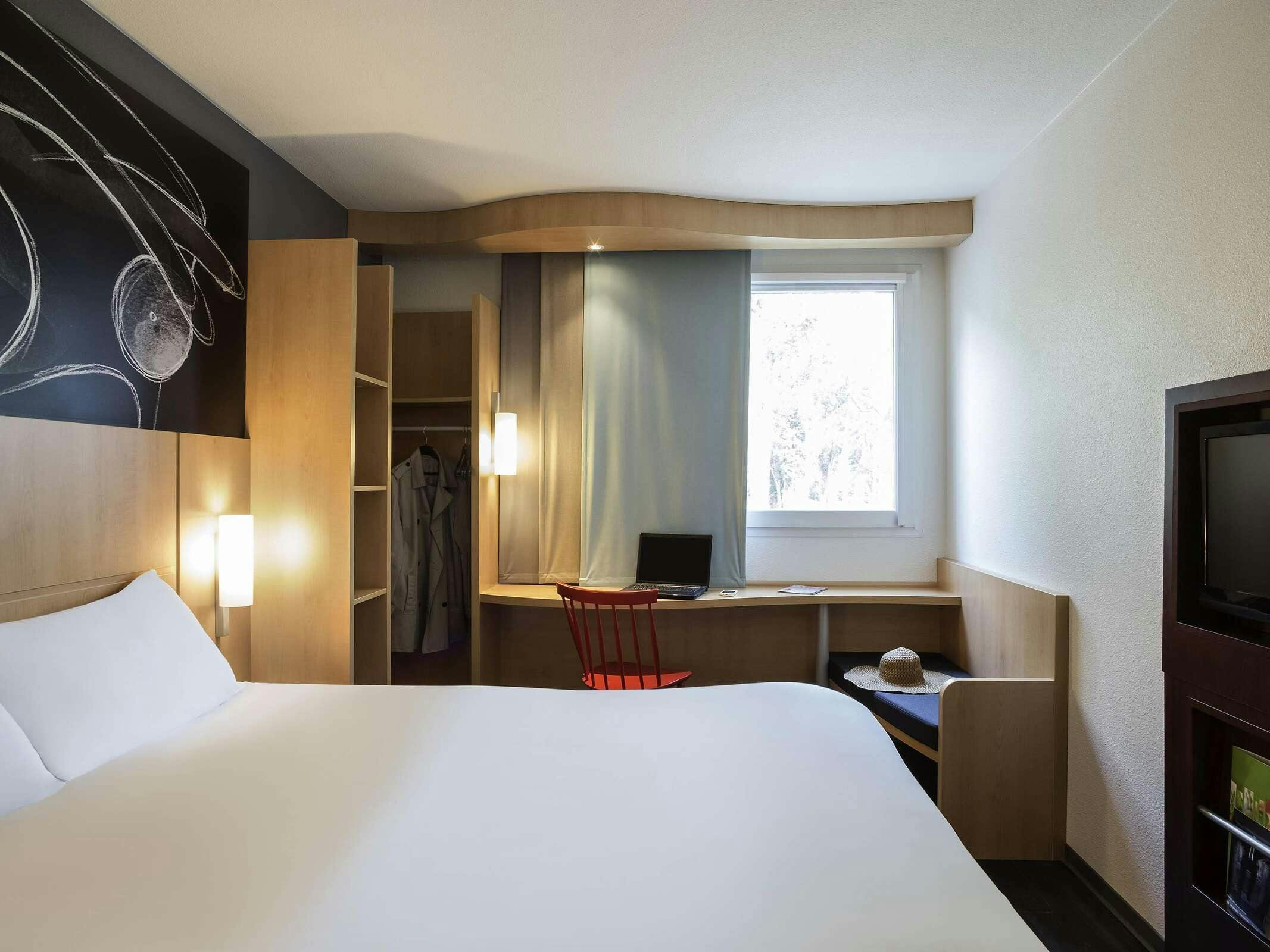 Hotel Ibis Paris Meudon Vélizy photo 3