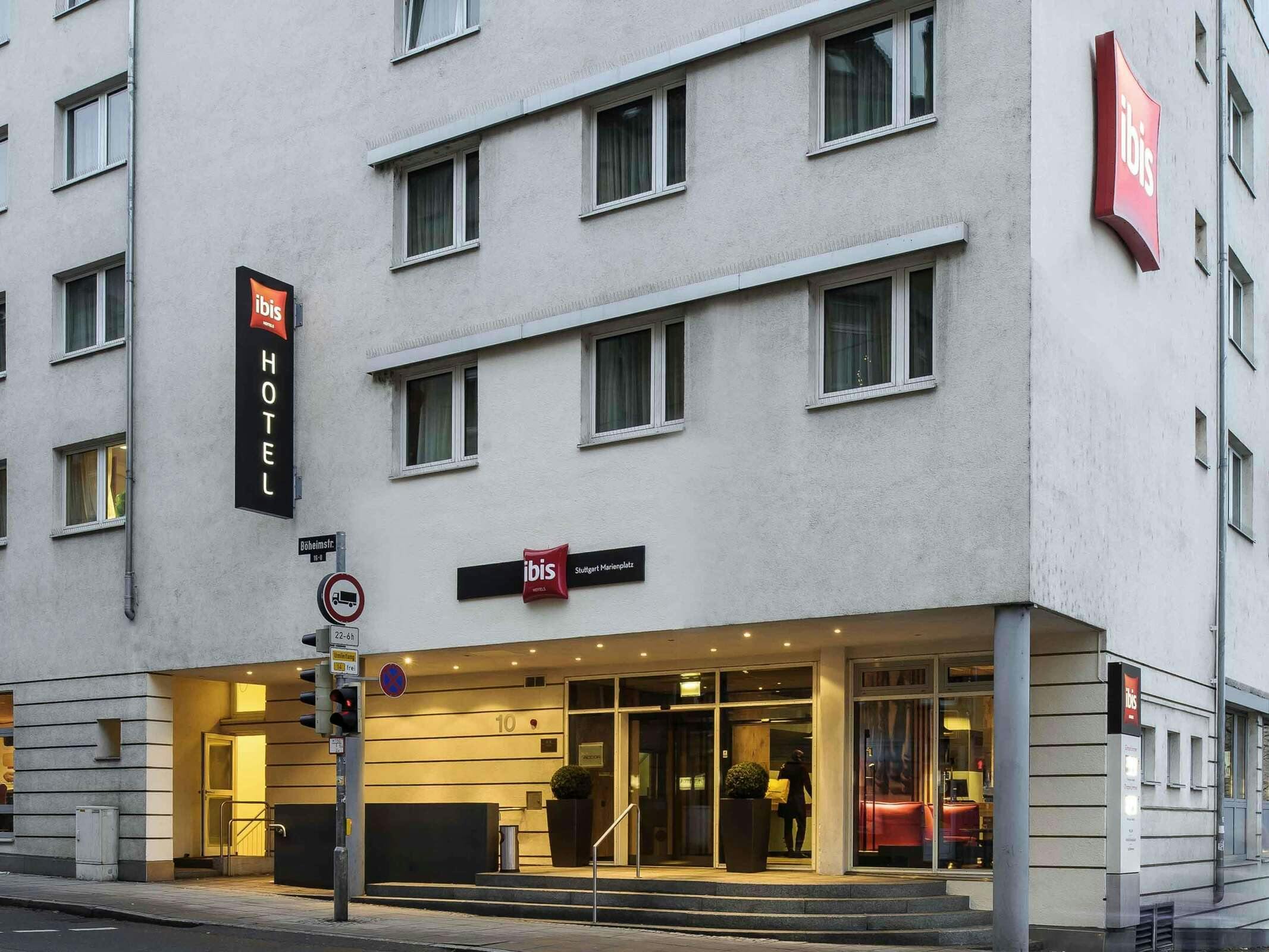 Hotel Ibis Stuttgart Centrum photo 2