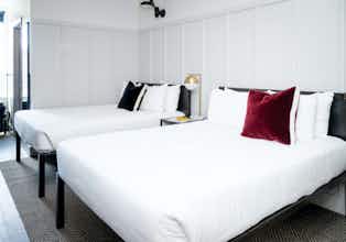 Hotel The Chicago Hotel Collection River North photo 2