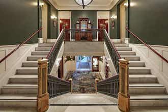Hotel Glorietta Bay Inn photo 2