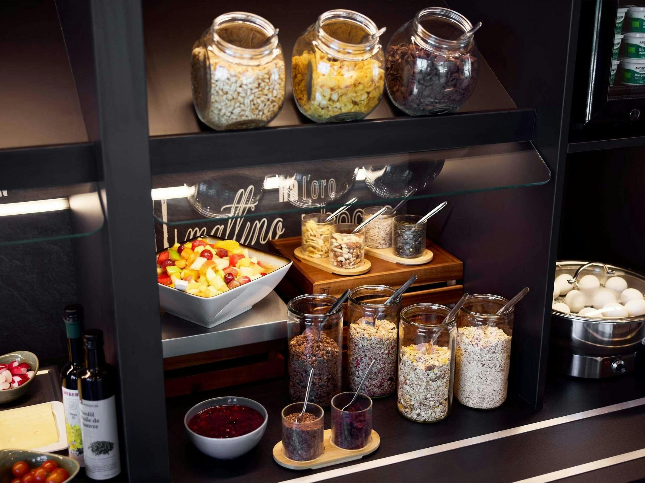 Hotel B&B HOTEL Köln-Porz photo 2