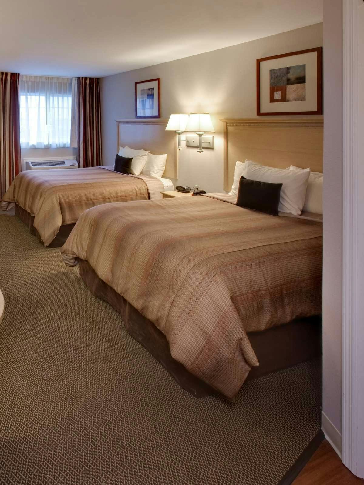 Hotel Candlewood Suites Minot photo 1