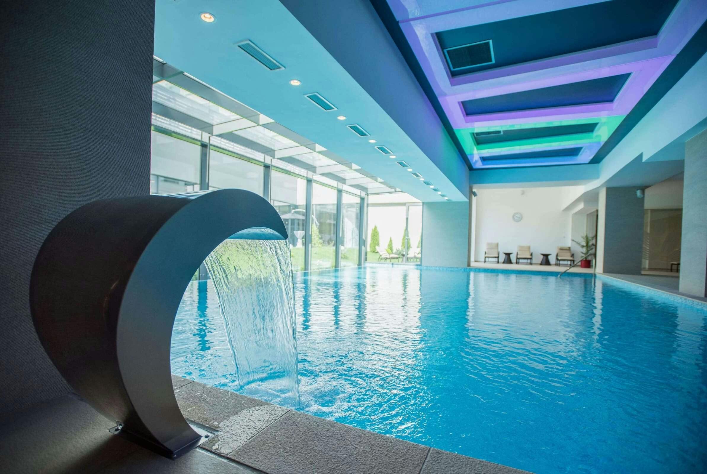 Hotel Ramada Plaza by Wyndham Craiova photo 4