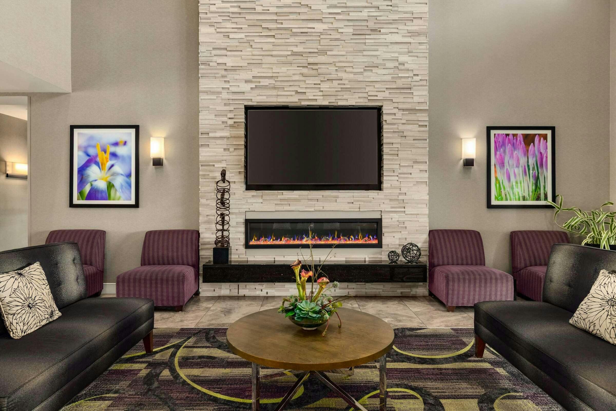 Hotel La Quinta Inn Ste Arlington N photo 2