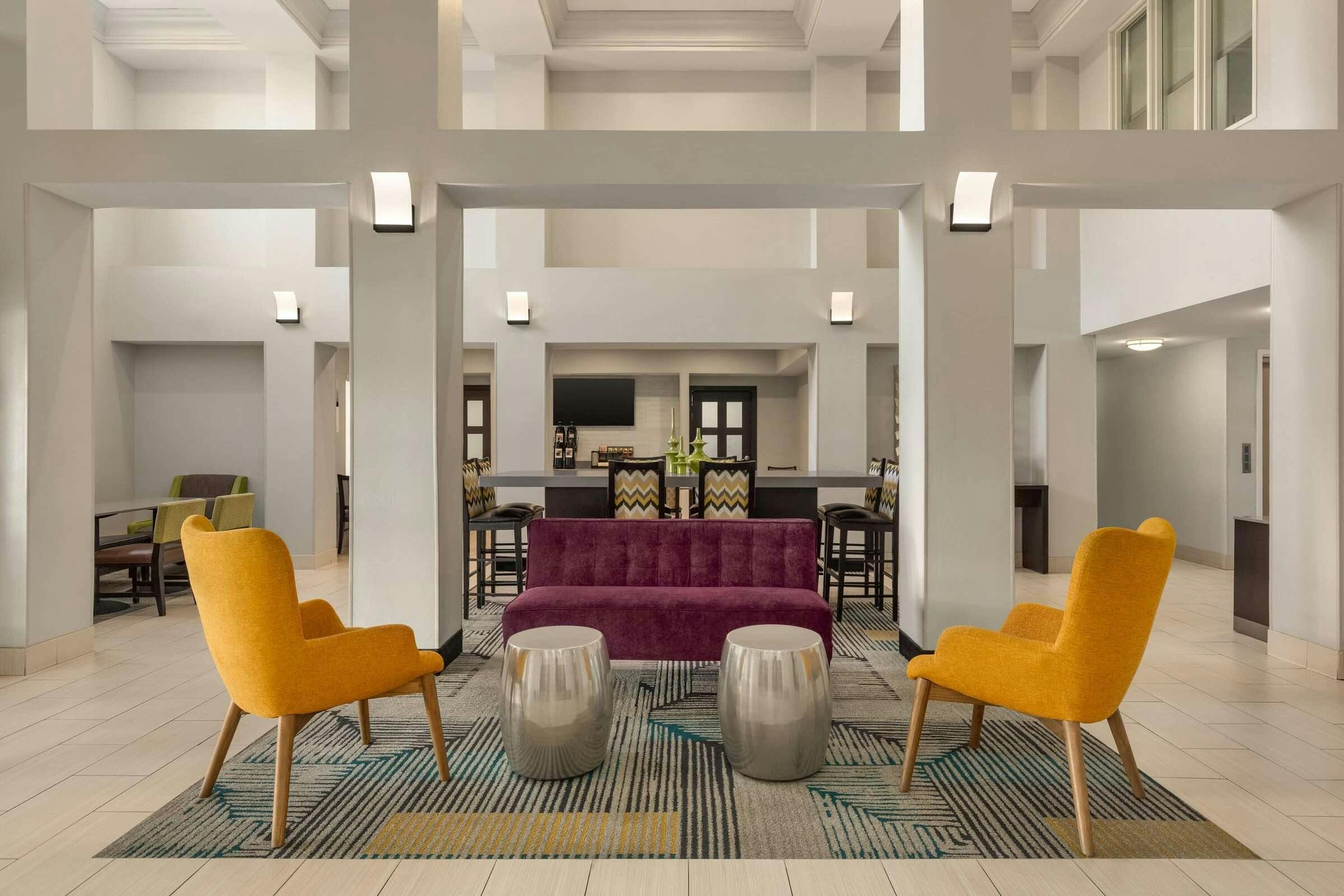 Hotel La Quinta Inn Ste Fairfield photo 3