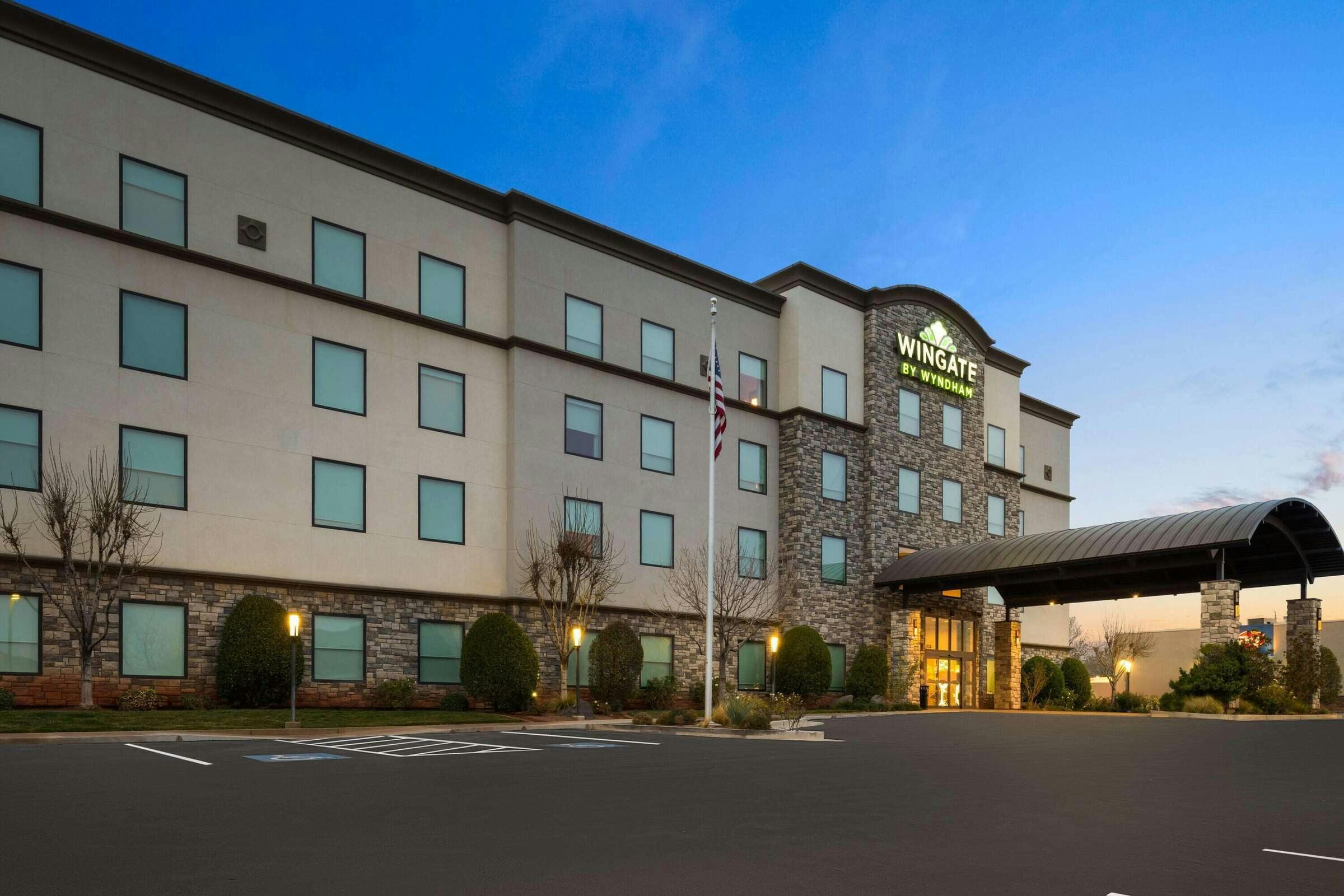 Hotel Wingate Hurricane/Zion photo 2