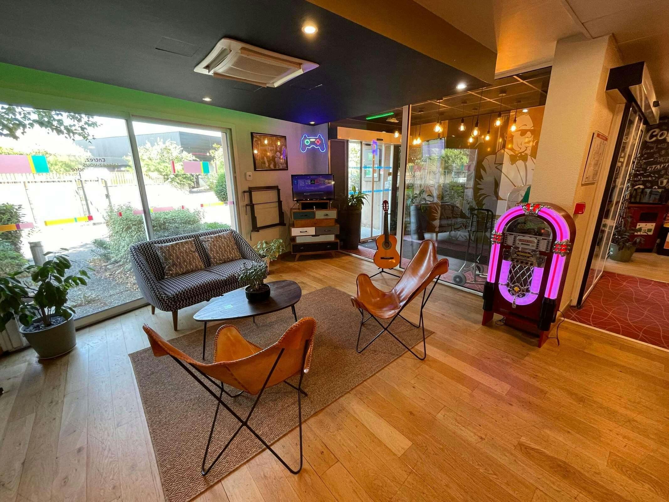 Hotel Ibis Styles Toulouse Blagnac Aéroport photo 2