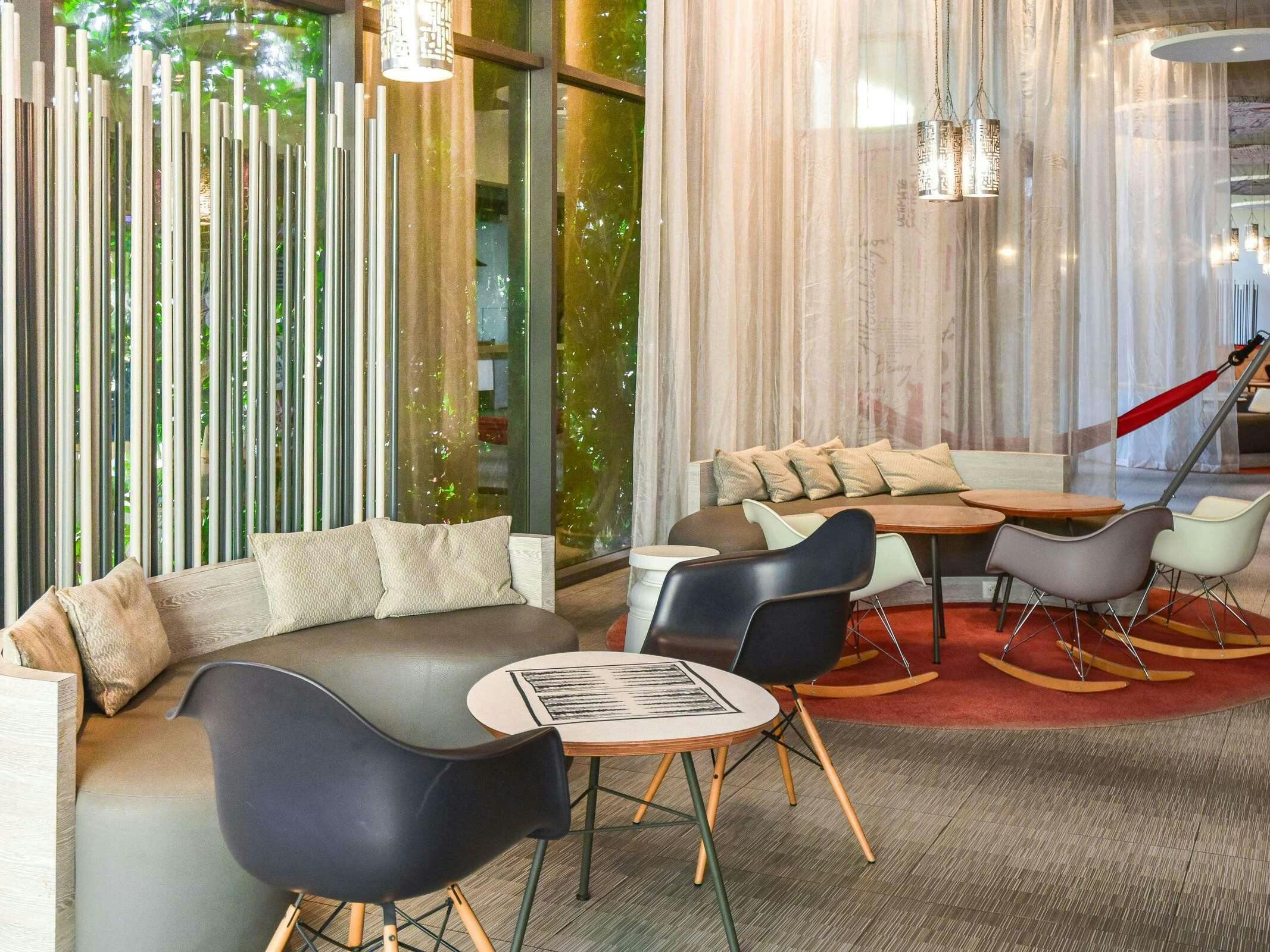 Hotel Ibis Casa Voyageurs photo 1