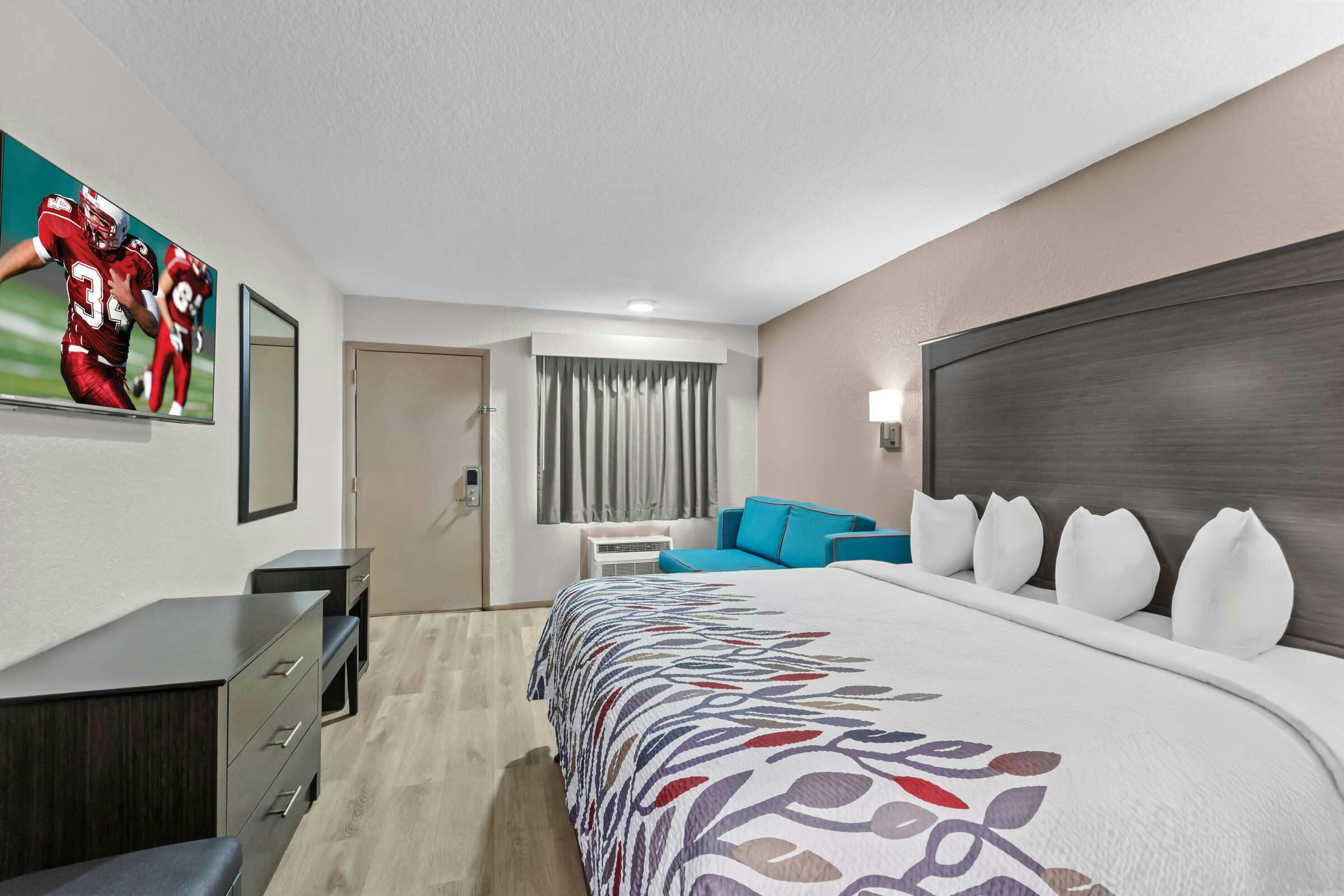 Hotel Red Roof Inn Panama City Beach photo 2