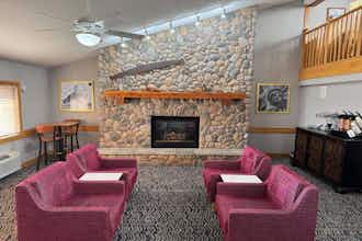 Hotel AmericInn Stillwater photo 1