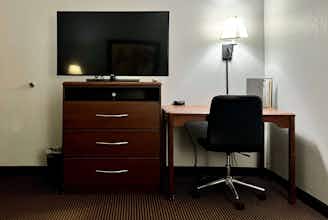 Hotel AmericInn Stillwater photo 5