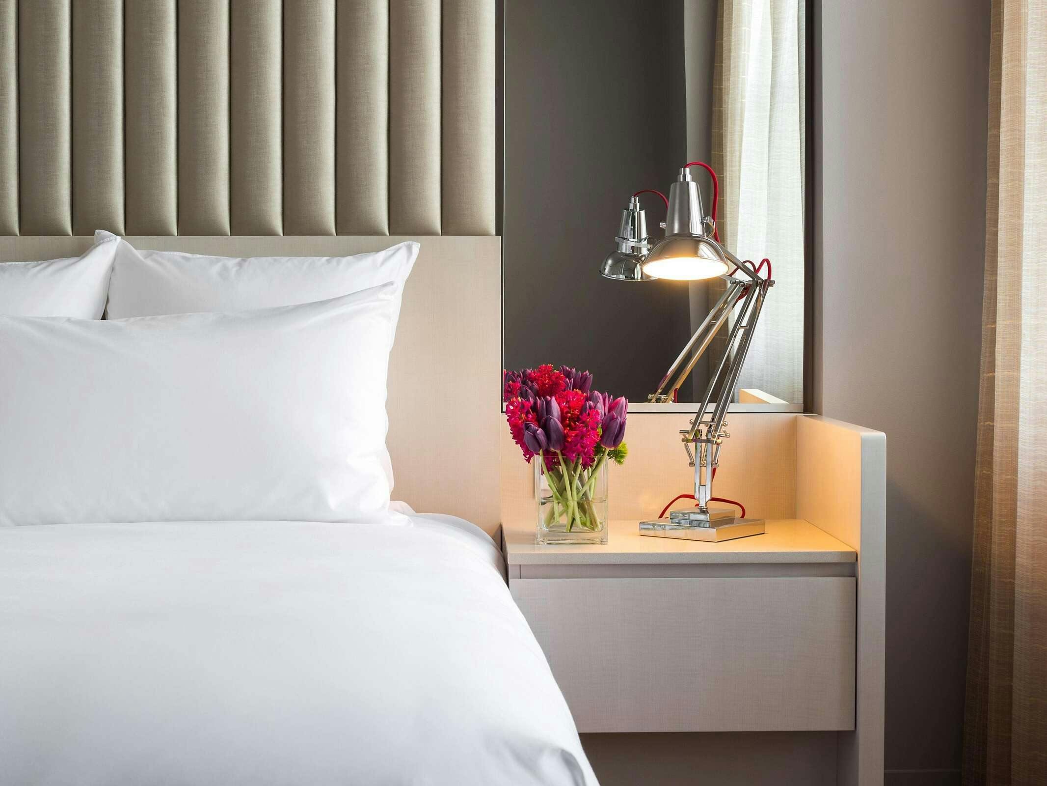 Hotel 21c Museum Hotel Durham photo 5