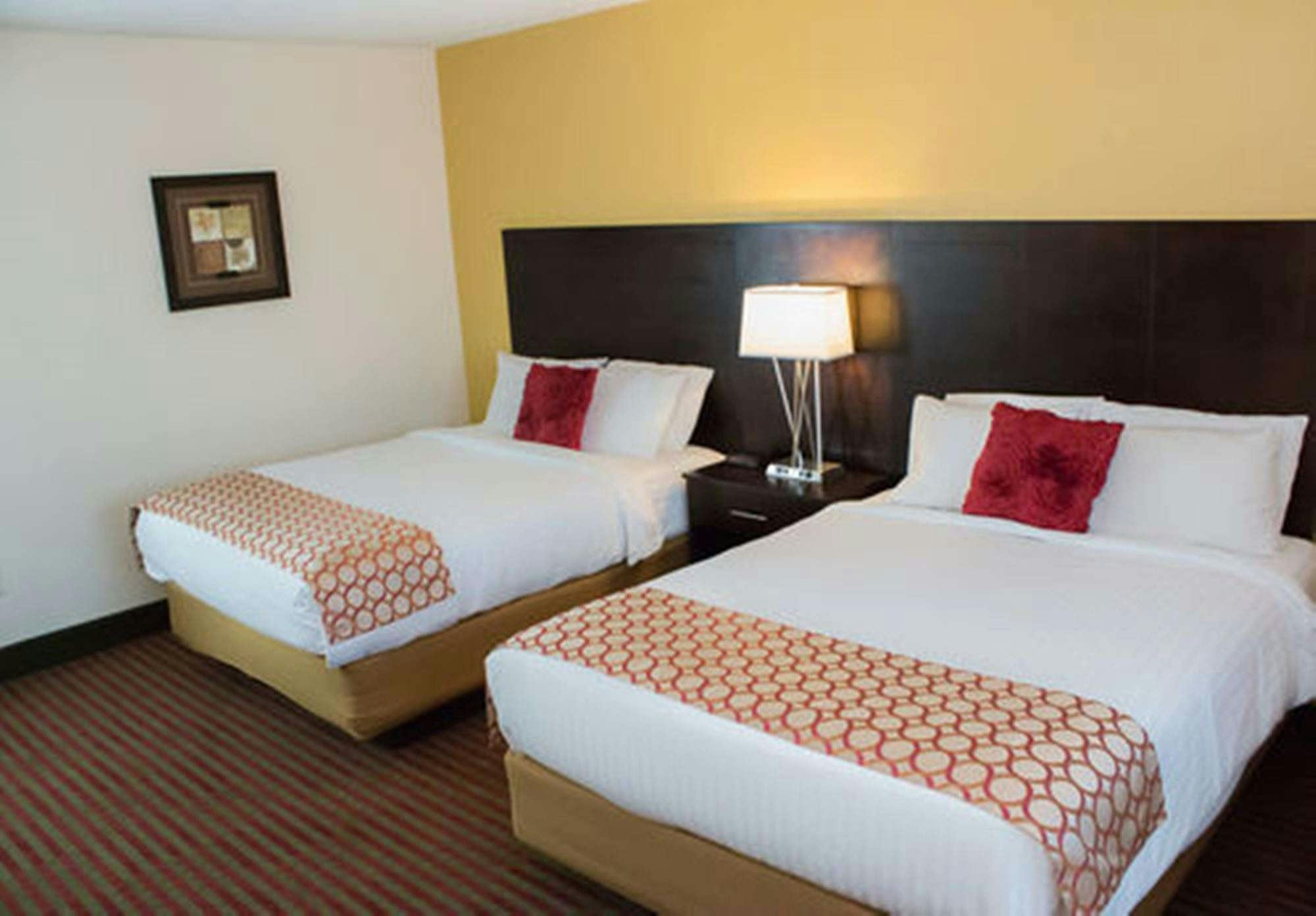 Grand Williston Hotel & Conference Center